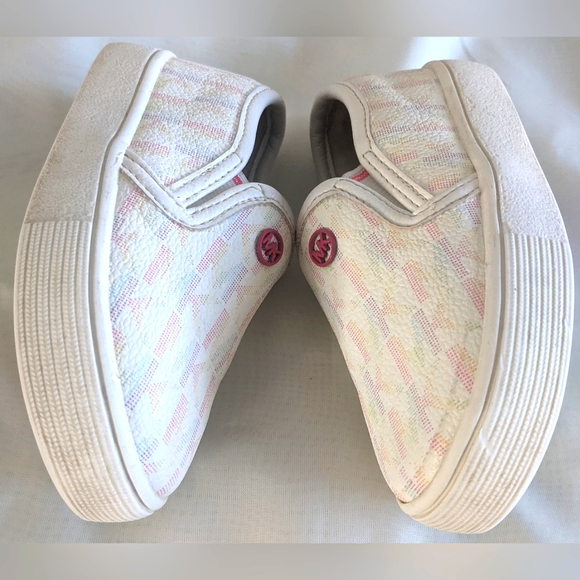 Michael Kors Toddler Girl Slip-on Sneakers - Picture 2 of 7
